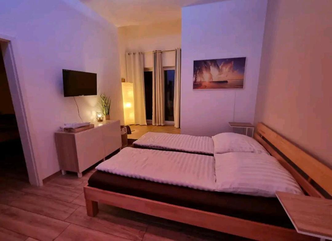 Apartment Mit Whirlpool, Wasserbett & Sauna