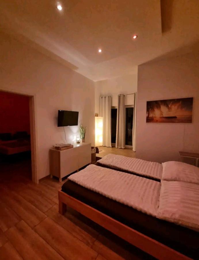 Mit Whirlpool, Wasserbett & Sauna Apartment Gelsenkirchen